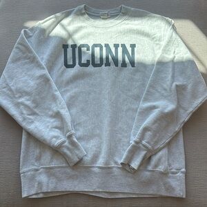Champion UCONN crewneck!